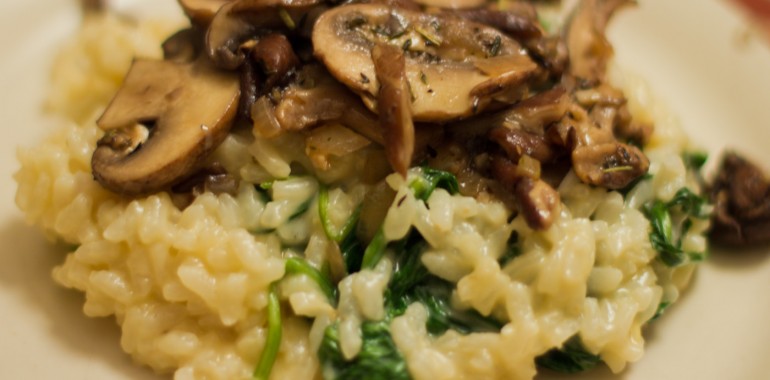 Smoked-Gouda Risotto with Spinach and Mushrooms